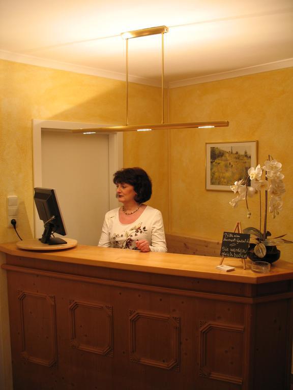 Hotel Am Schloss Darmstaedter Hof Bad Hombourg Extérieur photo