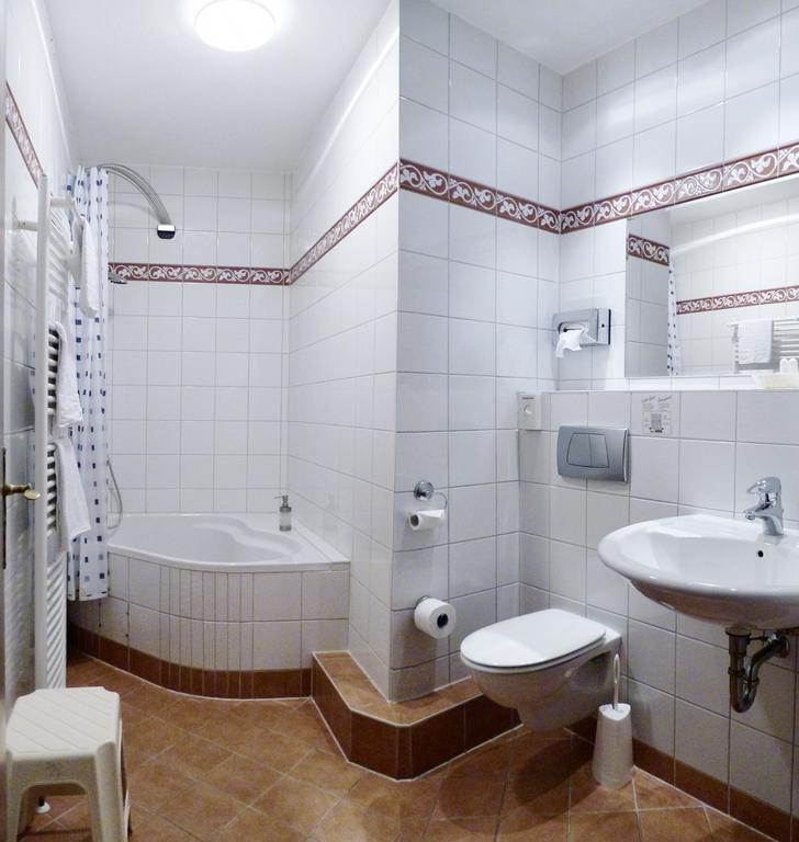 Hotel Am Schloss Darmstaedter Hof Bad Hombourg Chambre photo